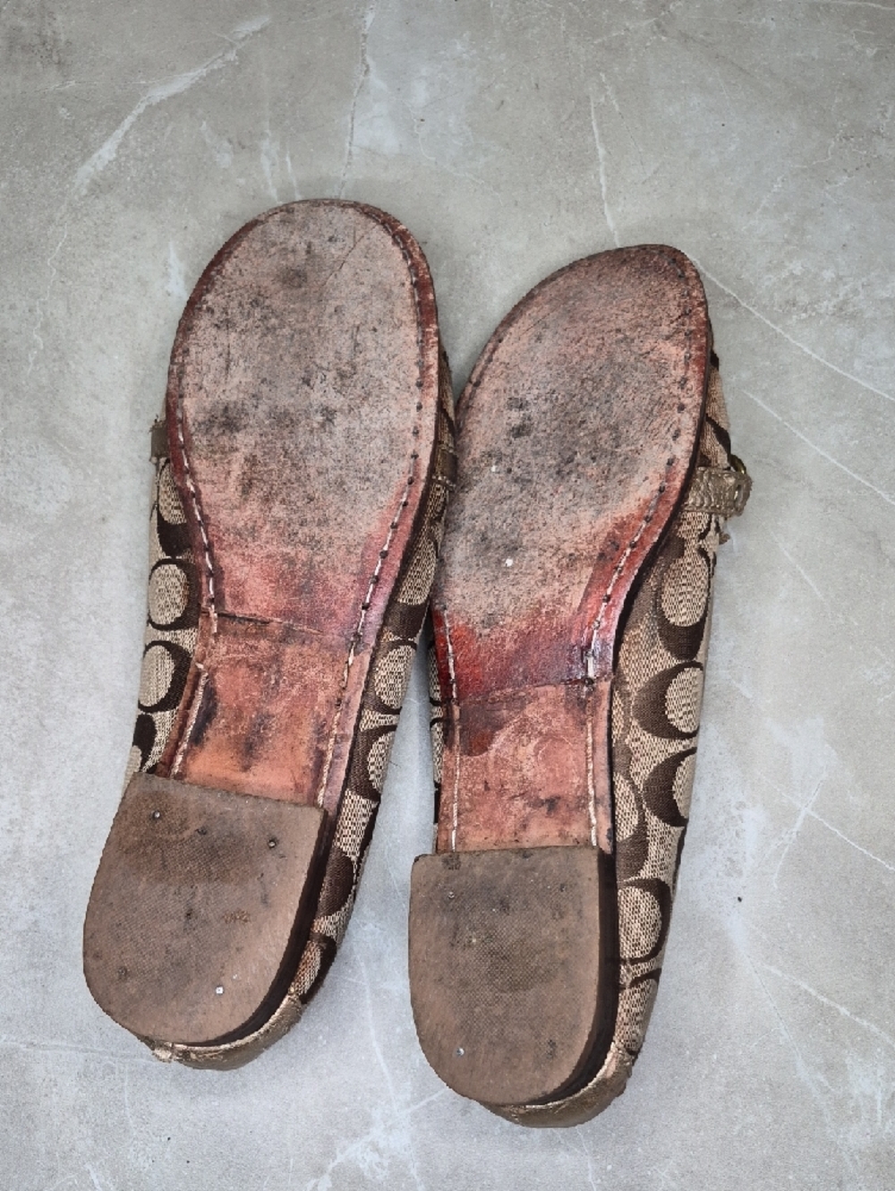Coach Brown Signature Canvas Logo Flats with Gold Hardware - Picture 7 of 10